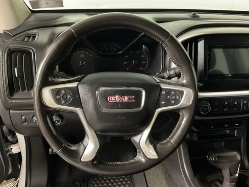 Used 2015 GMC Canyon SLE AWD/4WD image 23