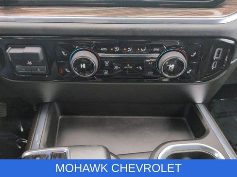 Used 2023 Chevrolet Silverado 1500 RST AWD/4WD image 18