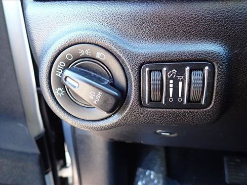 Used 2013 Dodge Dart SXT w/ SXT Special Edition Group FWD image 13