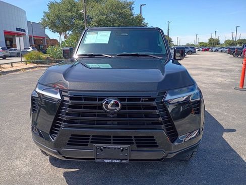 Used 2024 Lexus GX 550 w/ Accessory Package (Z1) AWD/4WD image 2
