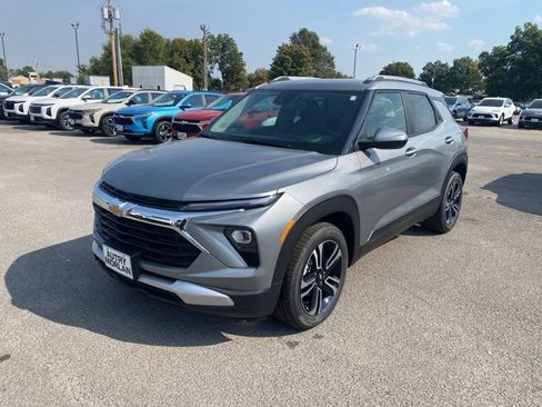 New 2026 Chevrolet TrailBlazer LT w/ Convenience Package image 2