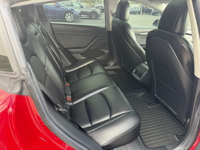Used 2022 Tesla Model 3 RWD image 9