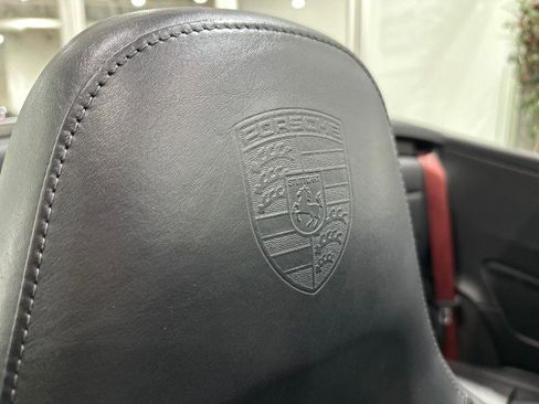 Used 2017 Porsche 911 Carrera 4S AWD/4WD image 7