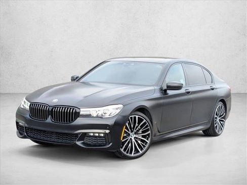 Used 2019 BMW 740i 740i w/ M Sport Package image 1
