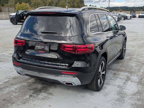 Used 2026 Mercedes-Benz GLB 250 4MATIC image 5