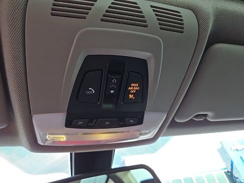 Used 2015 BMW 320i Sedan image 29