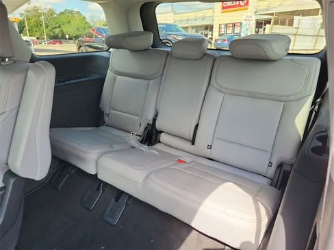 New 2025 Ford Expedition Active image 25