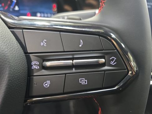 New 2027 Chevrolet Equinox RS w/ LPO, Floor Liner Package AWD/4WD image 19