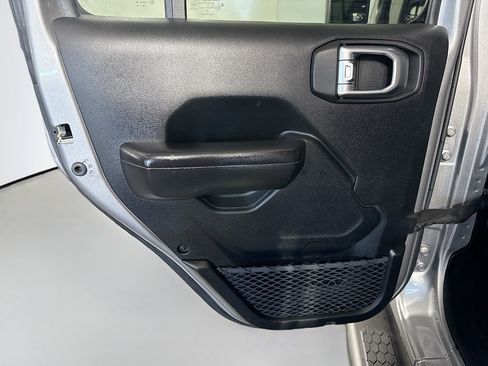 Used 2020 Jeep Wrangler Unlimited Sport S image 26