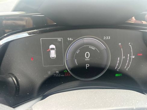 Used 2025 Lexus NX 350h AWD w/ Accessory Package (Z2) image 2