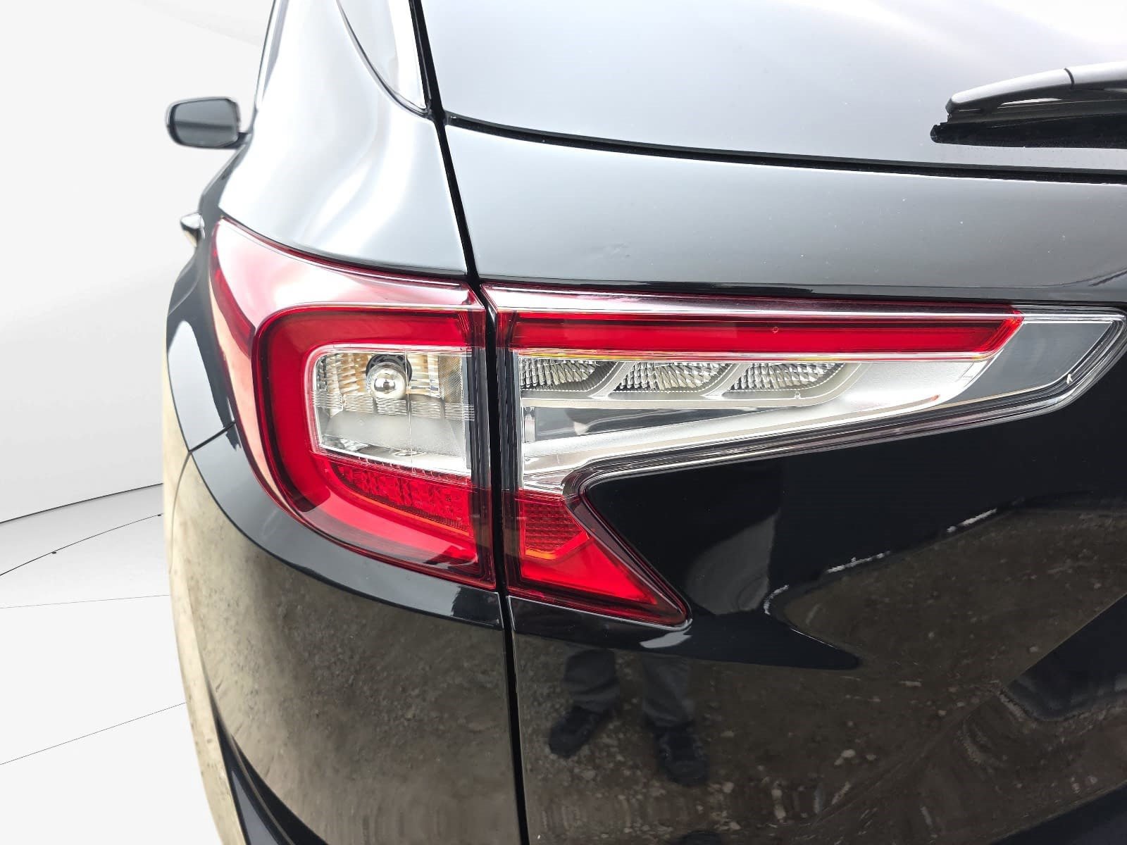 Used 2023 Acura RDX w/ Technology Package FWD image 32