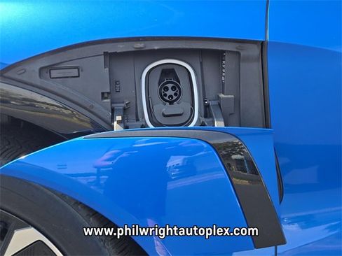 New 2025 Chevrolet Blazer EV RS w/ Super Cruise Package image 17