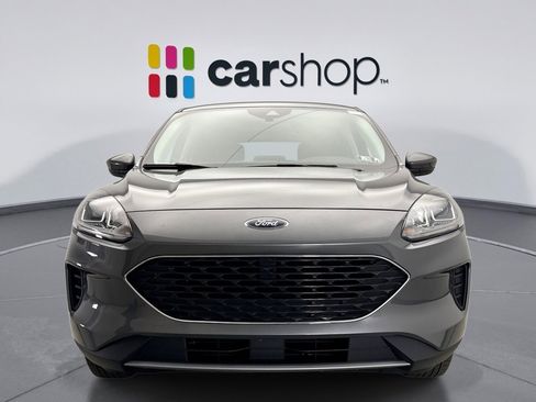 Used 2021 Ford Escape SE w/ Cold Weather Package image 8