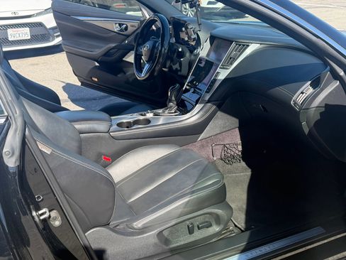 Used 2017 INFINITI Q60 2.0t w/ Premium Plus Package 2.0T image 11