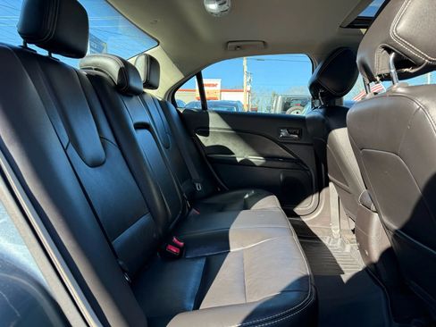 Used 2012 Ford Fusion SEL image 21