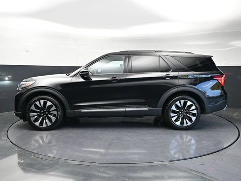 Used 2025 Ford Explorer Platinum w/ LUX Leather Package AWD/4WD image 8