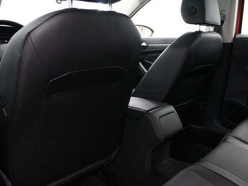 Used 2023 Volkswagen Jetta SE FWD image 16