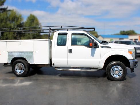 Used 2013 Ford F250 XL w/ PWR Equipment Group image 3