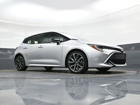 Used 2021 Toyota Corolla XSE image 29