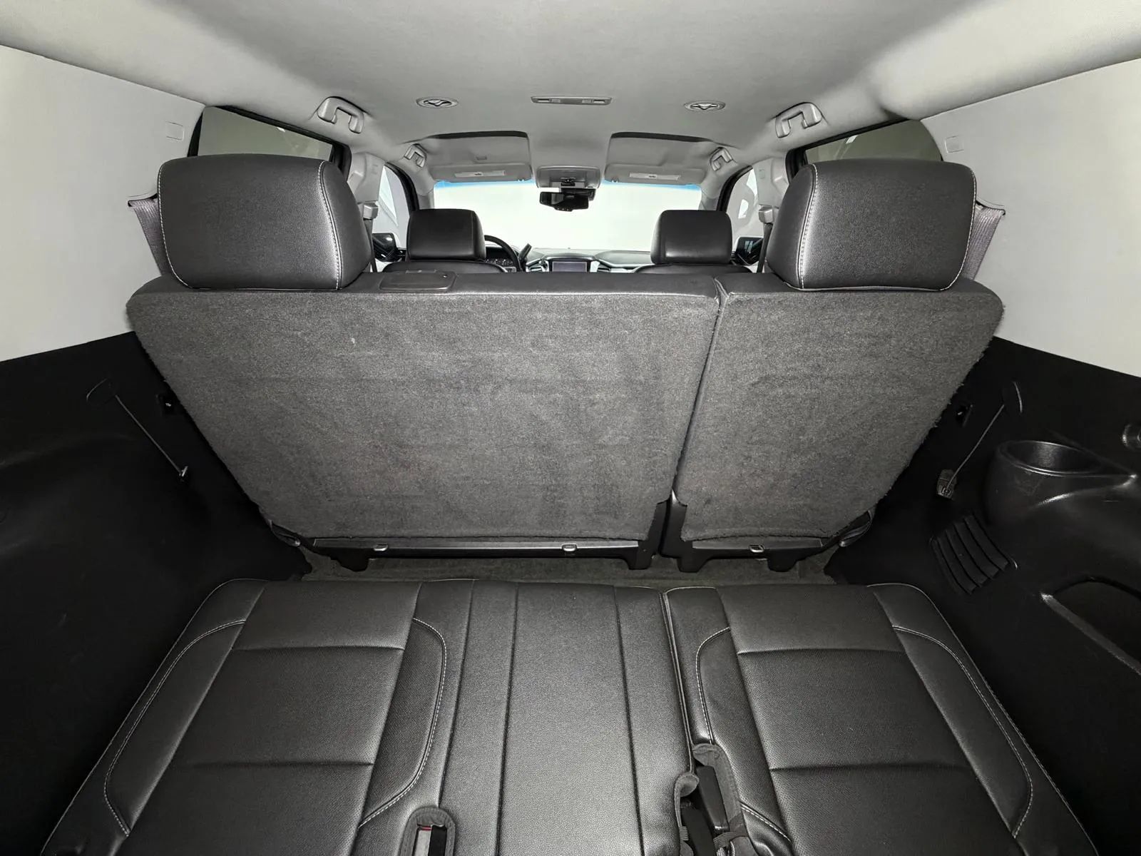 Used 2017 GMC Yukon SLT RWD image 19