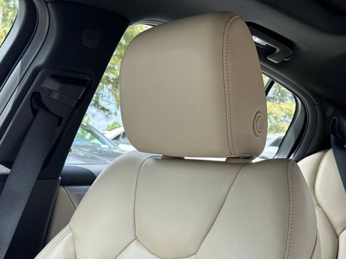 Used 2022 Cadillac CT5 Luxury w/ Sun And Sound Package RWD image 25