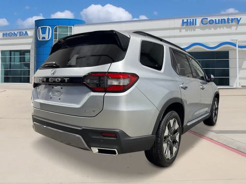 New 2026 Honda Pilot Elite image 5