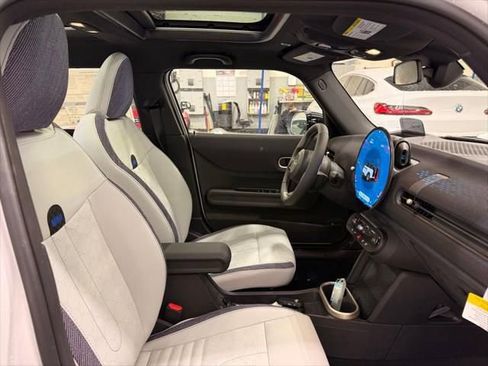 New 2026 MINI Cooper 4-Door Hardtop image 28