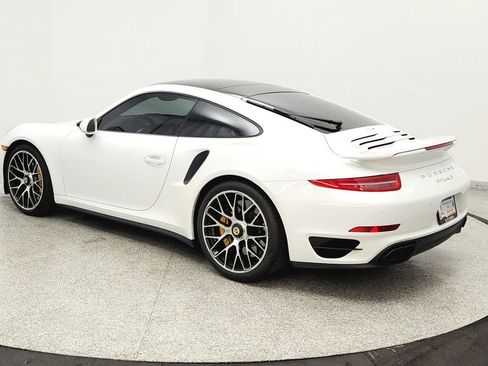 Used 2014 Porsche 911 Turbo S image 3