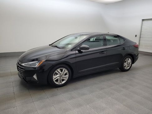 Used 2020 Hyundai Elantra Value Edition w/ Cargo Package (C1) FWD image 2