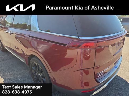 Certified 2022 Kia Carnival SX Prestige FWD image 6