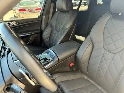 Used 2026 BMW X5 xDrive40i AWD/4WD image 11