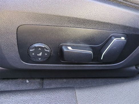 Used 2024 BMW i4 eDrive40 image 20