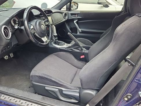 Used 2019 Toyota 86 image 7