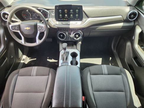 Used 2024 Chevrolet Blazer LT w/ Convenience Package FWD image 28