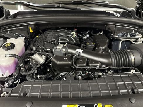 New 2025 Jeep Grand Cherokee L Laredo w/ Luxury Tech Group I image 24