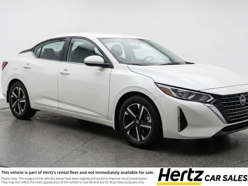 Used 2025 Nissan Sentra SV image 1