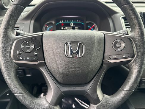 Used 2022 Honda Pilot Sport image 16