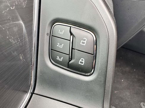 New 2025 Ford F150 Lariat w/ Equipment Group 501A Mid image 10