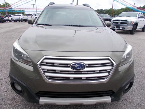 Used 2015 Subaru Outback 2.5i Limited AWD/4WD image 2