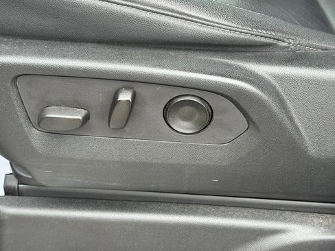 Certified 2022 Chevrolet Tahoe LT w/ Luxury Package image 17