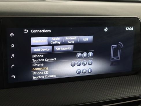 Used 2025 Nissan Kicks SR FWD image 31