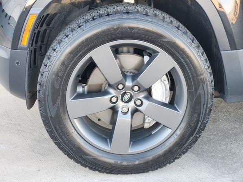 Certified 2025 Land Rover Defender 110 S image 11