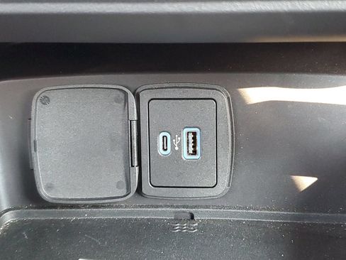 Used 2024 Ford Bronco Badlands AWD/4WD image 29