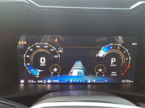 Used 2024 Chevrolet Colorado LT w/ LT Convenience Package III image 9