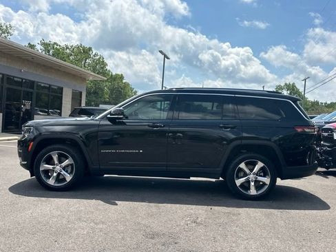 Used 2022 Jeep Grand Cherokee L Limited AWD/4WD image 22