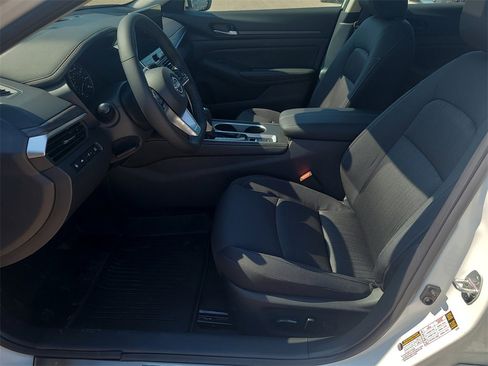 New 2025 Nissan Altima 2.5 SV w/ SV Premium Package image 11