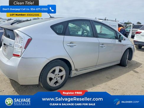 Used 2011 Toyota Prius Two image 4