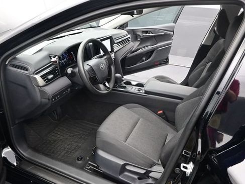 Used 2026 Toyota Camry LE FWD image 5