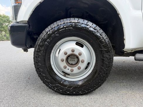 Used 2008 Ford F350 XL AWD/4WD image 27