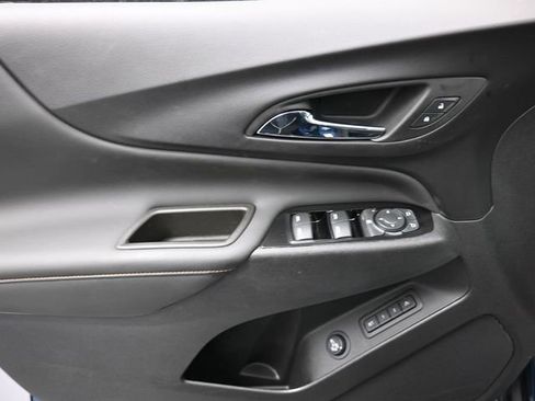 Used 2024 Chevrolet Equinox Premier image 13